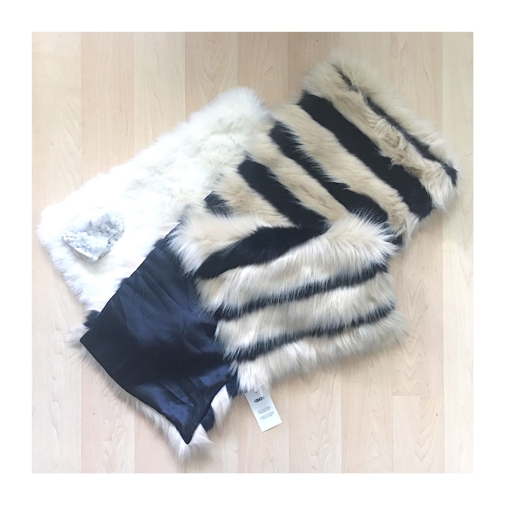 NWT Asos Black & Beige Striped Faux Fur Scarf